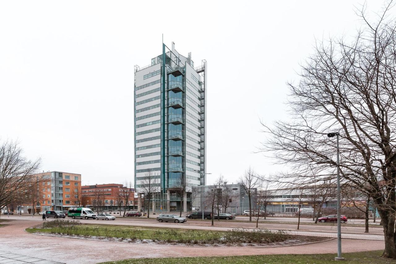Apartment Sleepwell Itaekeskus, Close To Metro Helsinki